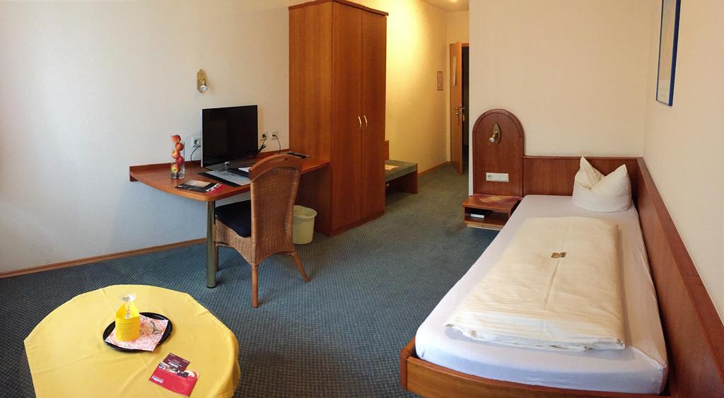 Hotel Kasserolle Siegburg Ngoại thất bức ảnh