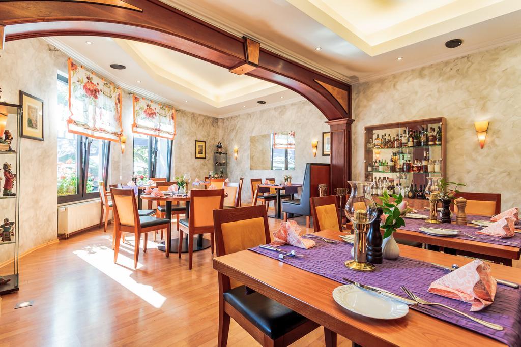 Hotel Kasserolle Siegburg Ngoại thất bức ảnh